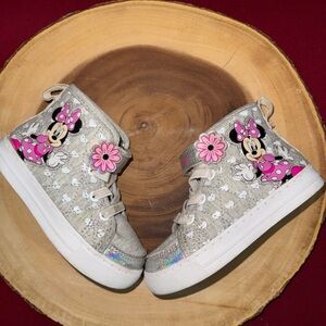 Kids Minnie Mouse Silver Glitter High-Top Sneakers with Pink Accents